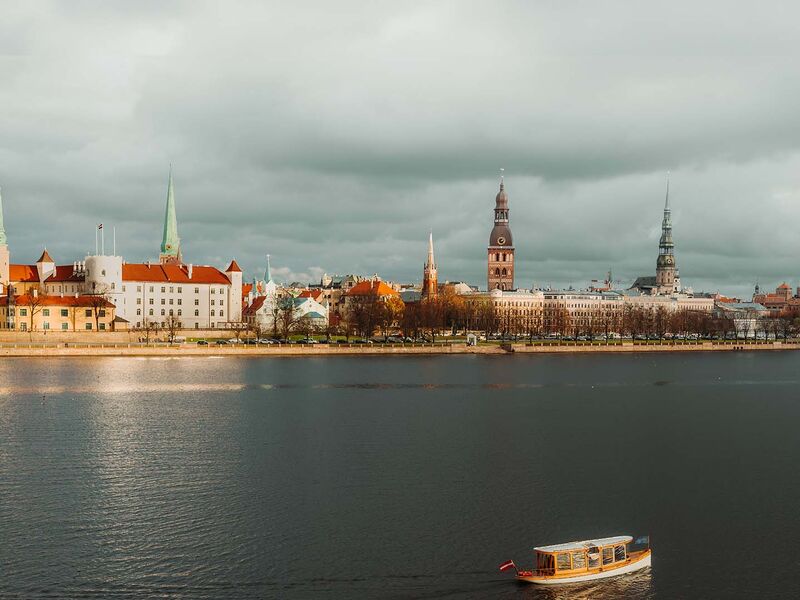 Kuzey Avrupa Turu (Otobüs ile gidiş - Uçak ile dönüş)