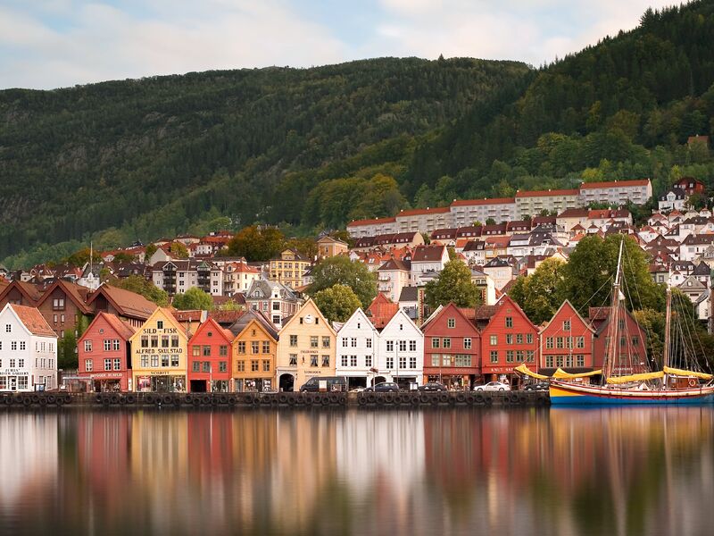 Kuzey Avrupa (Uçak ile Gidiş-Otobüs ile Dönüş)